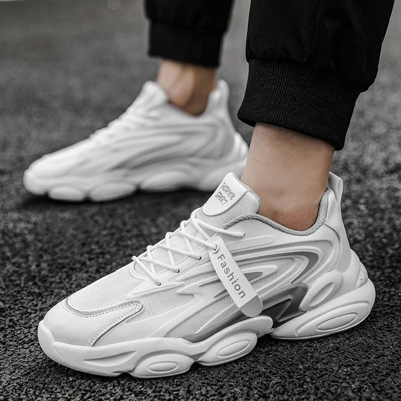 New Men's Sneakers Outdoor Fashion Trend Mesh Breathable Sports Shoes Anti Skid Comfortable Wear-resistant Casual Running Shoes