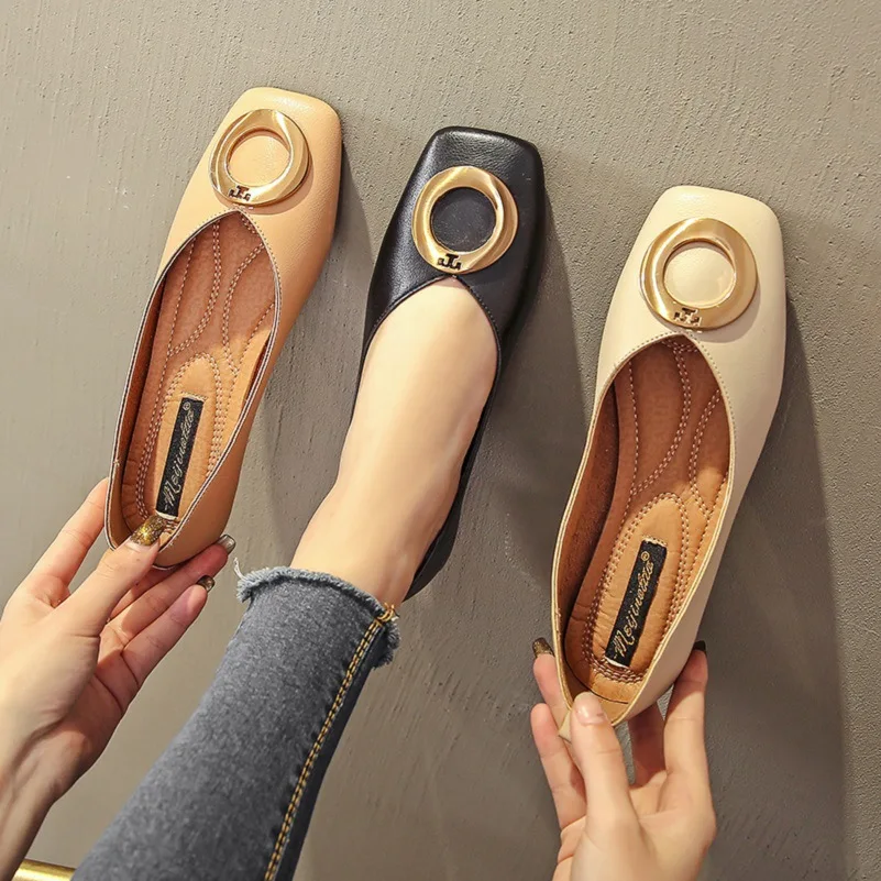 

Women Flat 2022 Spring Shoes Ballet Shoes Slip On Loafers Moccasins PU Leather Flats Metal Decoration Ballerina Zapatos Mujer