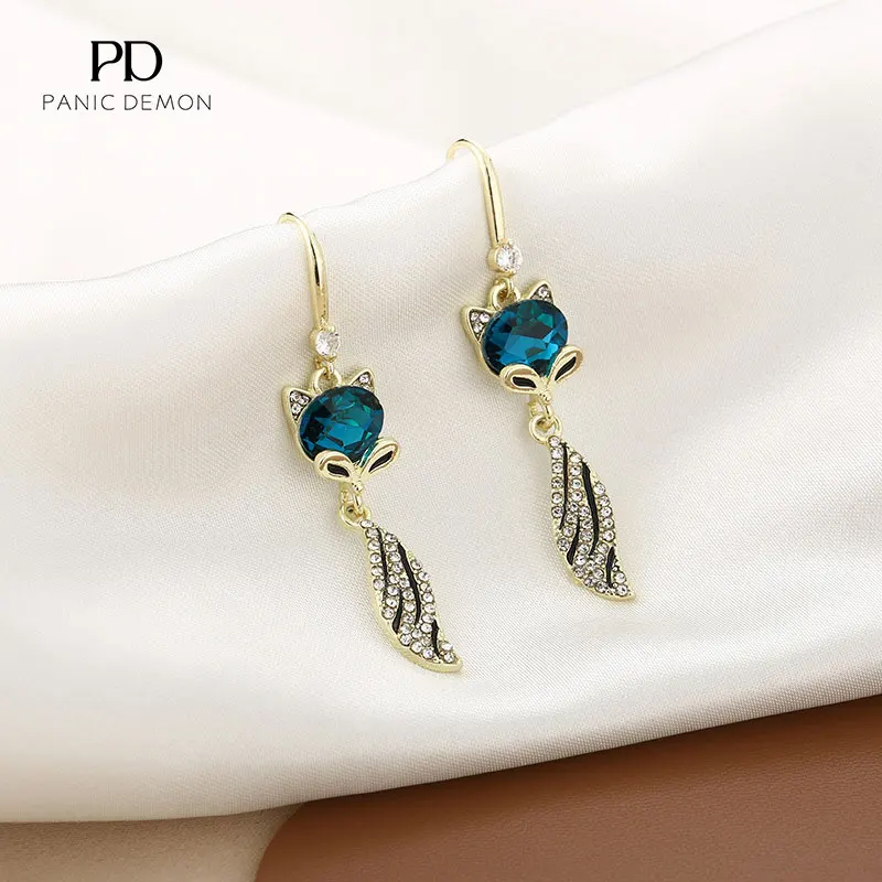 

South Korea's New Temperament Trendy Green Crystal Fox Earrings Long Fashion Ms. Su Earring Jewelry Wholesale