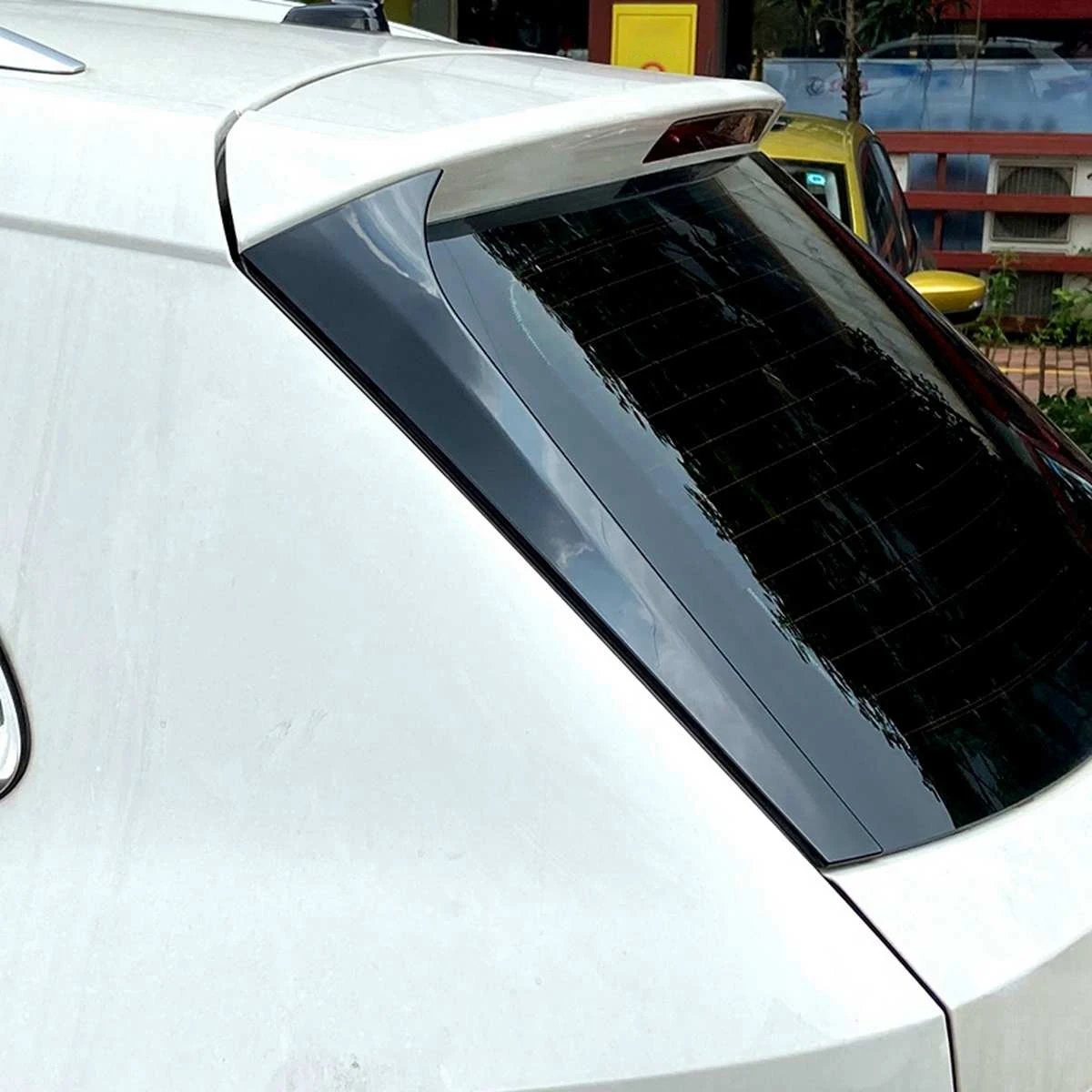 Пара вертикальных задних боковых спойлеров для Skoda Kodiaq глянцевая черная