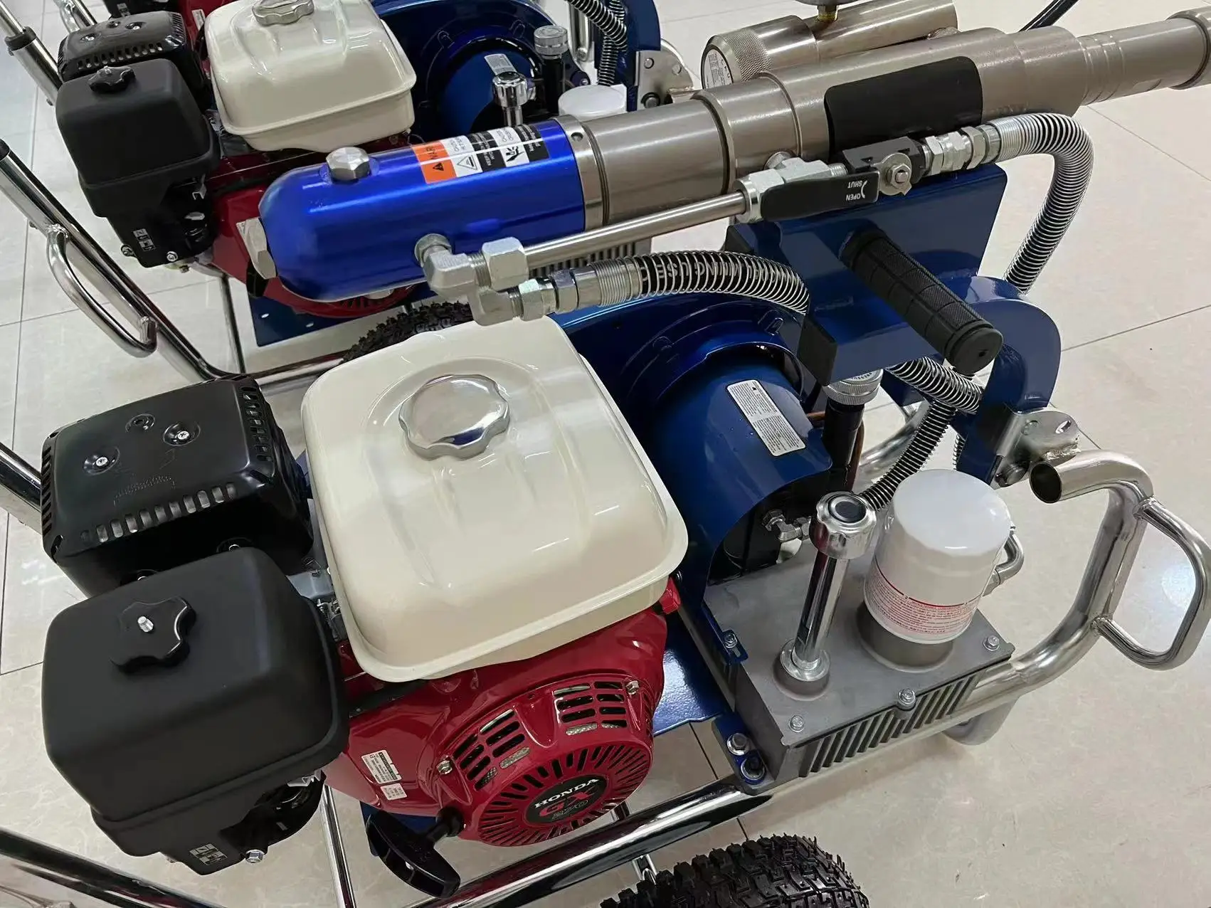 НОВАЯ машина для безвоздушного распыления шпаклевки высокого давления 8 л/мин с