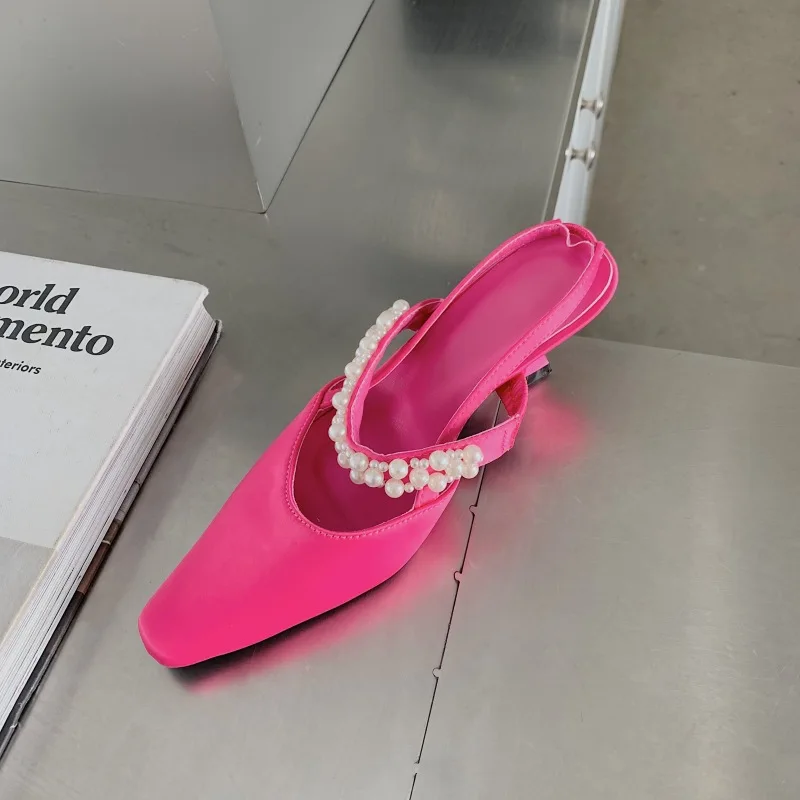 

Босоножки женские на высоком каблуке, уличные модные сандалии с квадратным носком, жемчужинами, на тонком ремешке, пикантные туфли для вече...