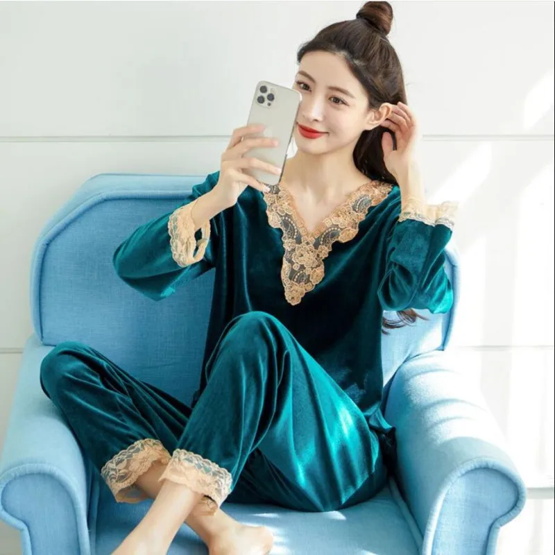 Pajamas Women's Winter New Fashion Golden Velvet Pyjamas Homewear Set Korean Loose Sexy V-Neck Sleepwear Nightwear Two Piece Set