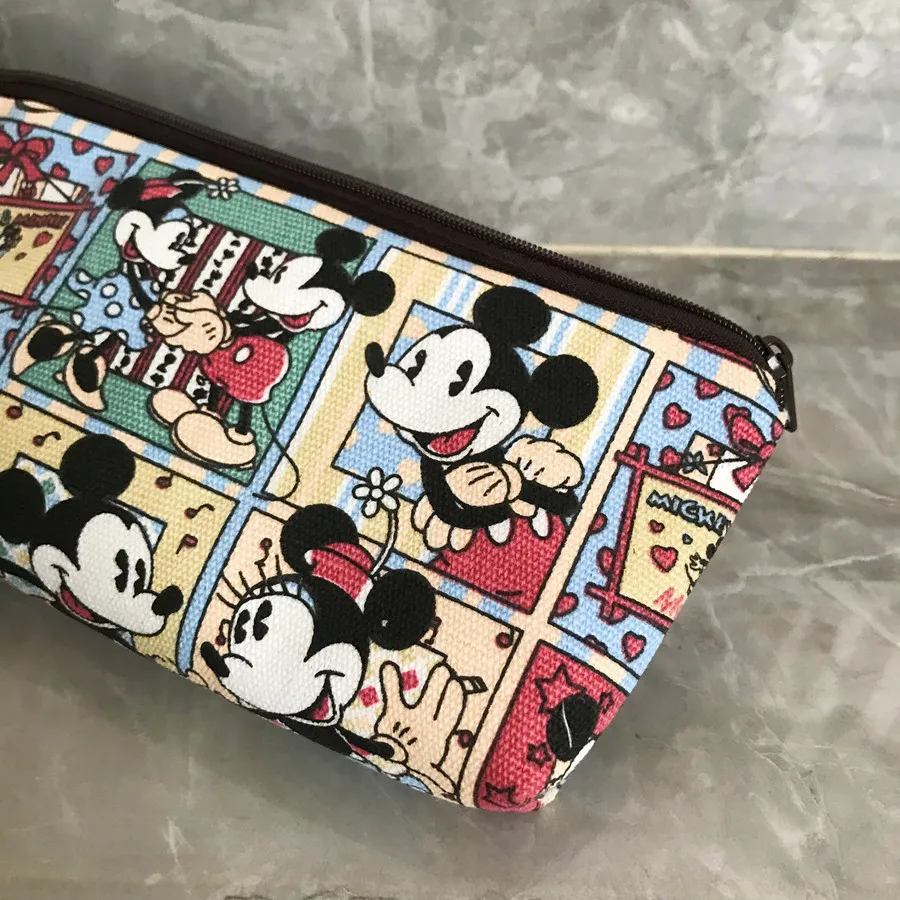 Disney Mickey Mouse Vintage Pencil Case Cartoon Figure Graffiti Cute Students Stationery Pen Bag School Prize Girls Makeup Bags