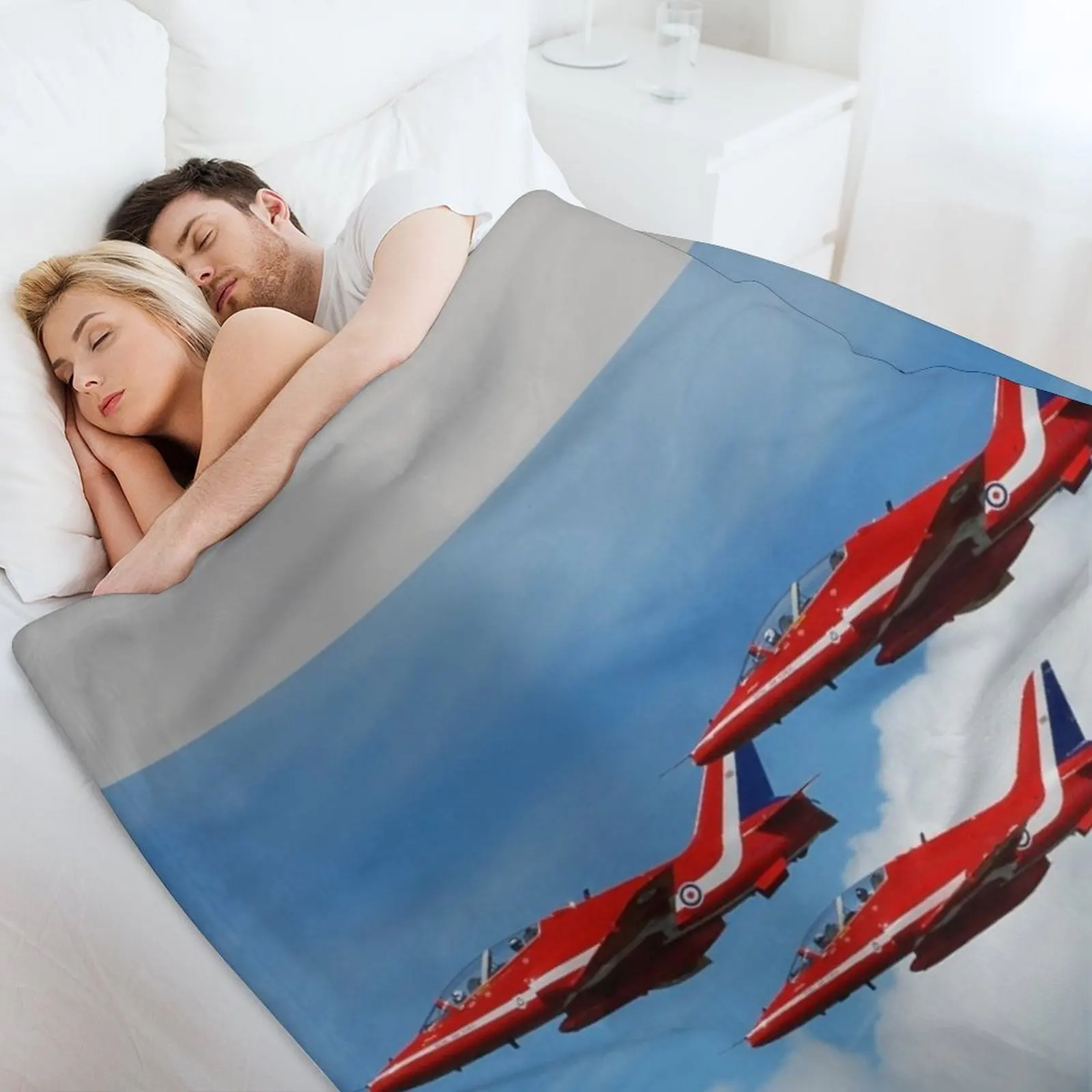 Пушистое одеяло The Red Arrows - Fairford Airshow