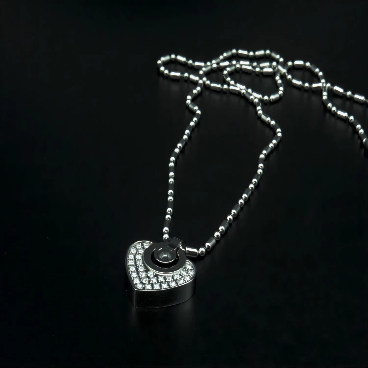 Женская подвеска из нержавеющей стали