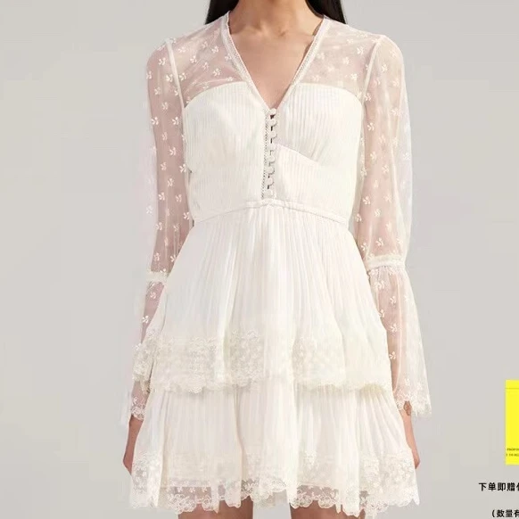 

New High Quality Beige Ruched Pleat Graceful Embroidery Lace Folds Frill Patchwork Mini Dress for Woman Spring Summer