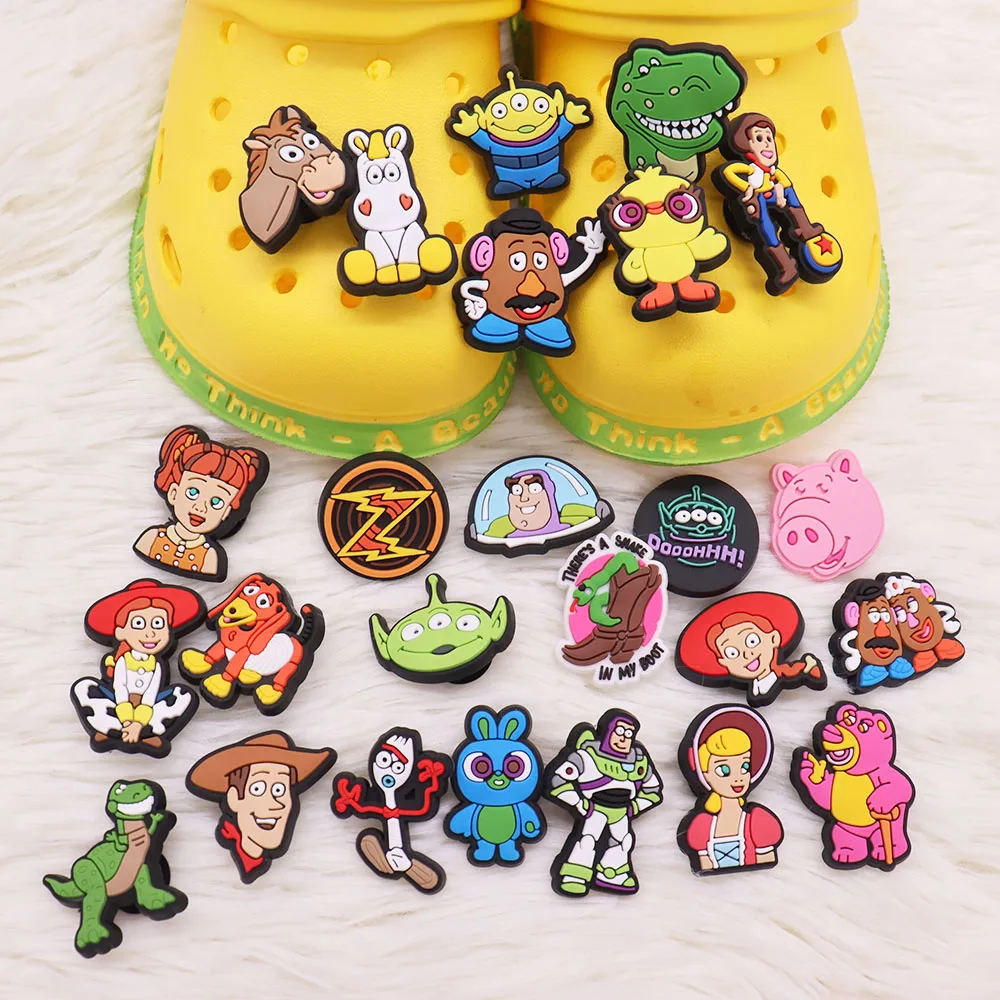 

1-25PCS PVC Croc Charms Famous Movie Dinosaur Girl Cowboy Rabbit Horse Dog Duck Pig Bear Silicone Croc Slipper Accessories Gift
