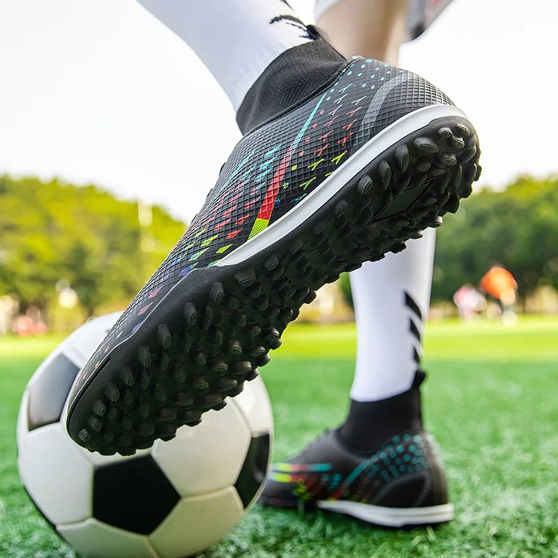 High Top Men's New Soccer Shoes TF/FG Anti Slip And Wear-Resistant Children's Football Boots High-Quality Outdoor Sports Shoes