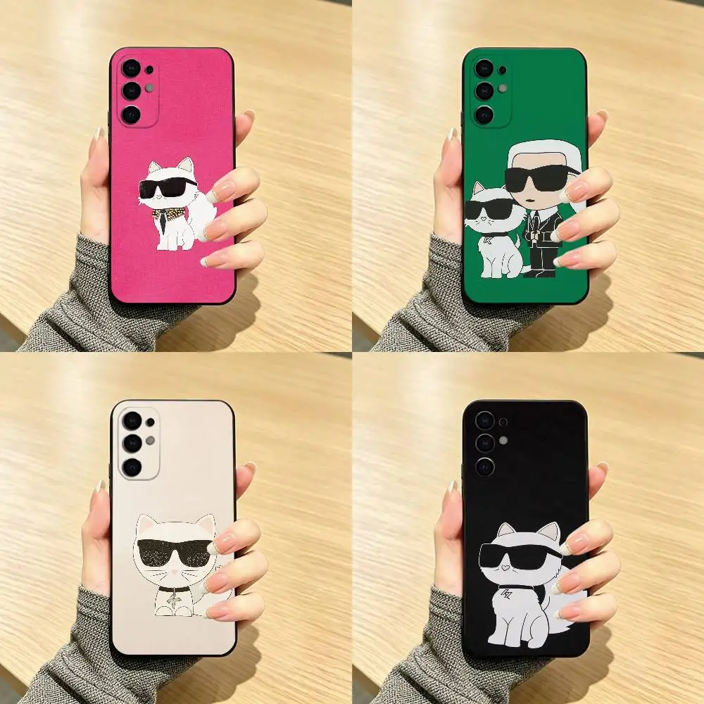 Фото Чехол для телефона Karl Lagerfeld Cat Gift, черный, силиконовый, мягкий, для Samsung S25, S24, S21, S22, S23, S30, Ultra, S20, Plus, Fe, Lite №1