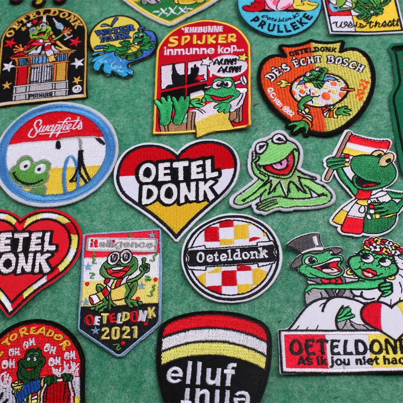 

Oeteldonk Emblem Patches Children's Clothing Netherlands Carnival Embroidered Applications for Sewing Frog Custom Stickers