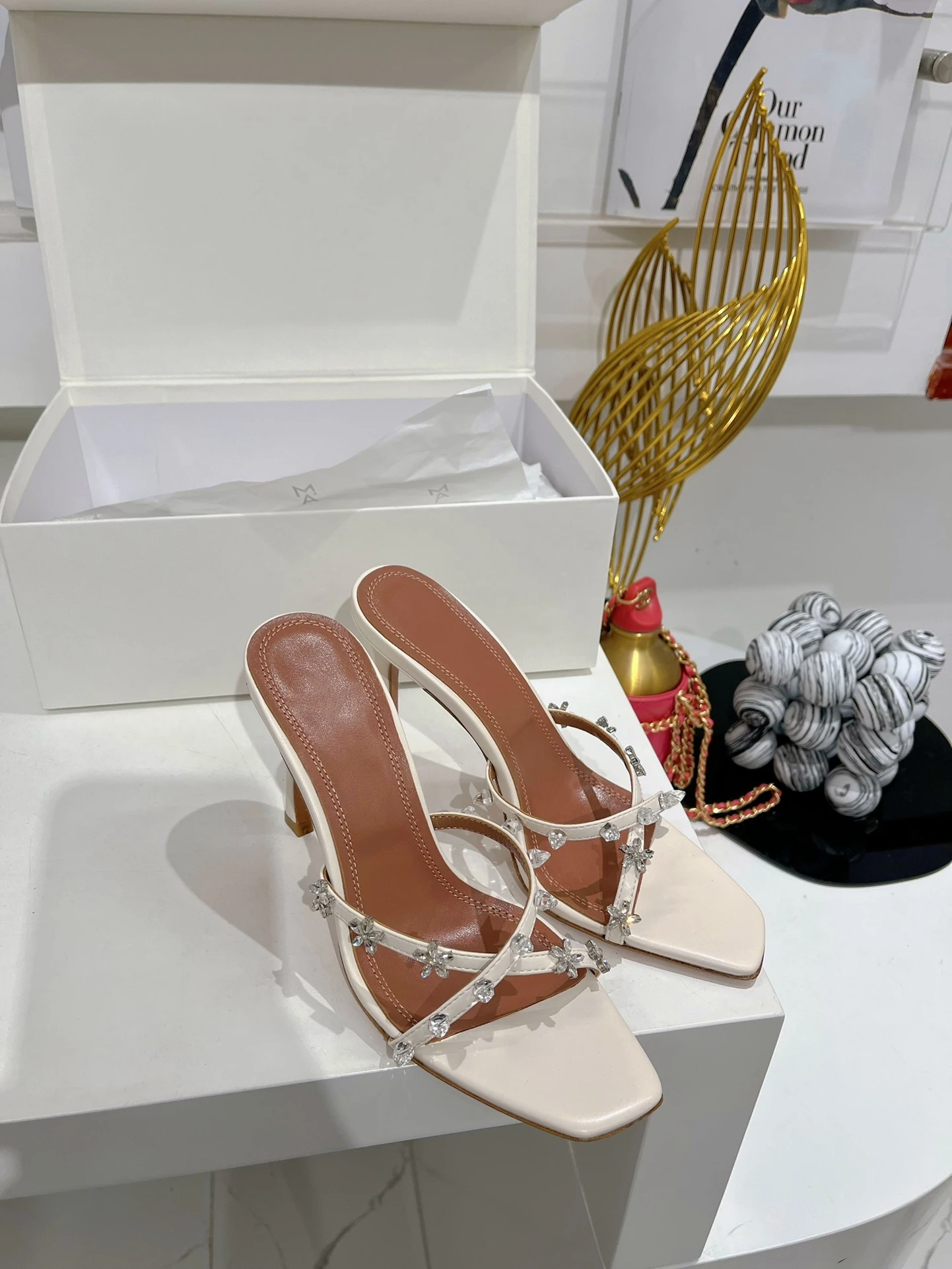 

Новое поступление, женские туфли на высоком каблуке-красивая искусственная кожа, туфли-лодочки из натуральной кожи, высота каблука 9,5 см