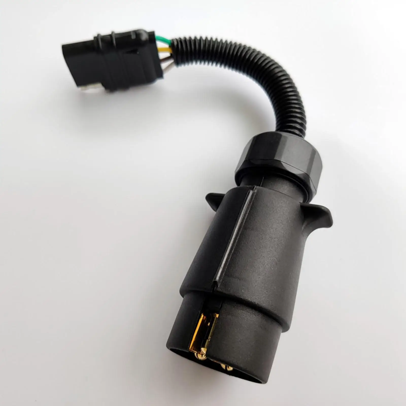 

Trailer Conversion Plug Socket 7Pin to 4Pin Socket High Performance Electric