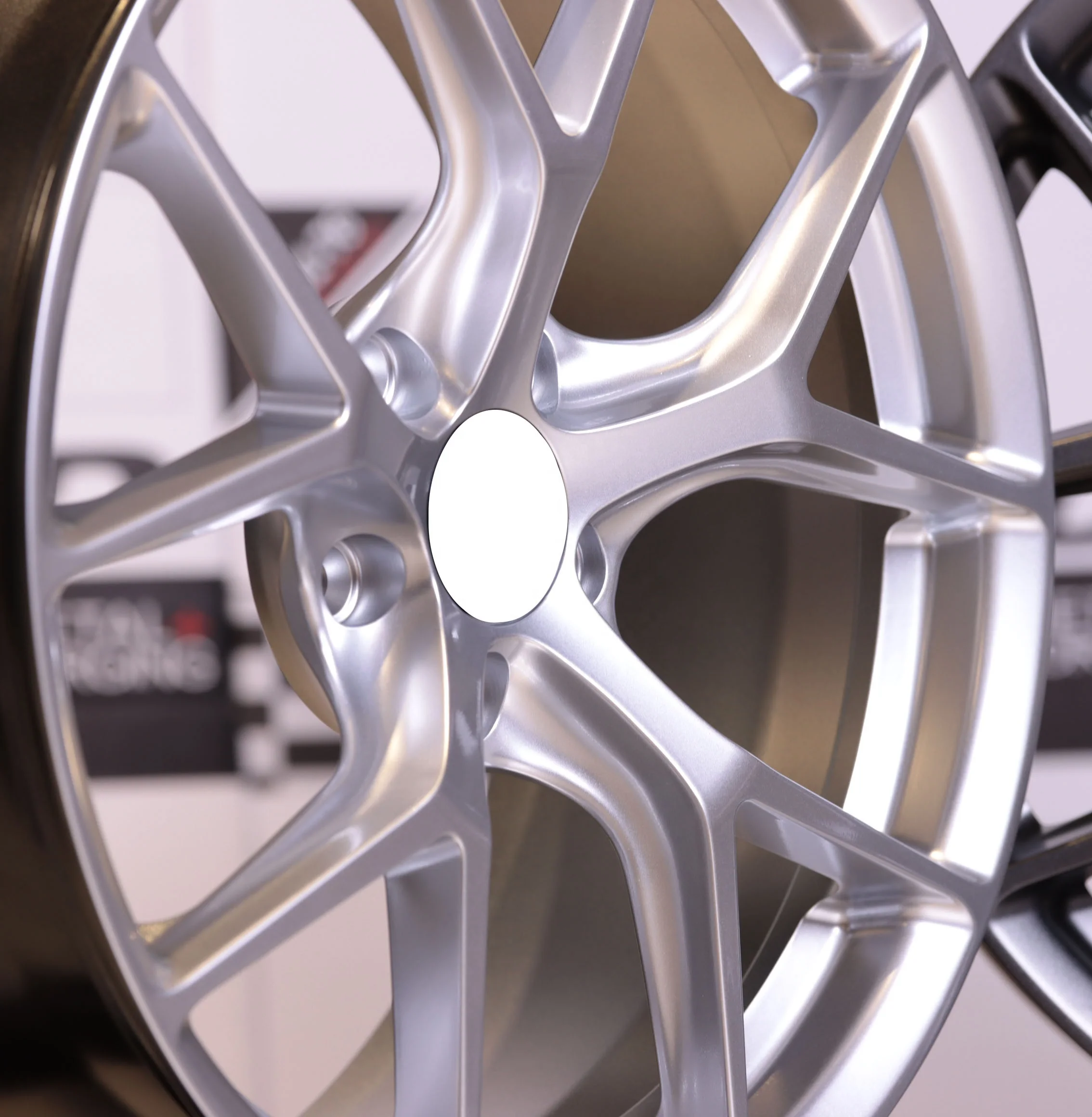 Фото Кованые спортивные диски 8.0J 30mm ET 100mm PCD, глянцевые черные, глубокий конкейв, сверхлегкие, из сплава 6061-F, пожизненная гарантия №5