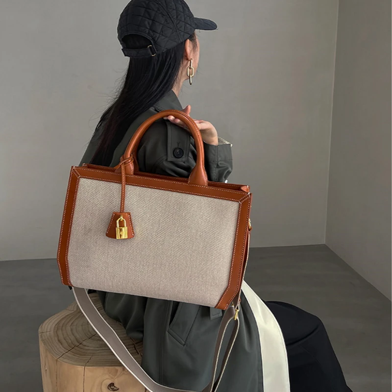 2022 Fashion New Big Women Tote High Quality Cotton Canvas Female Lock Shopping Bag Luxury Designer Lady Shopper Shopping Bags