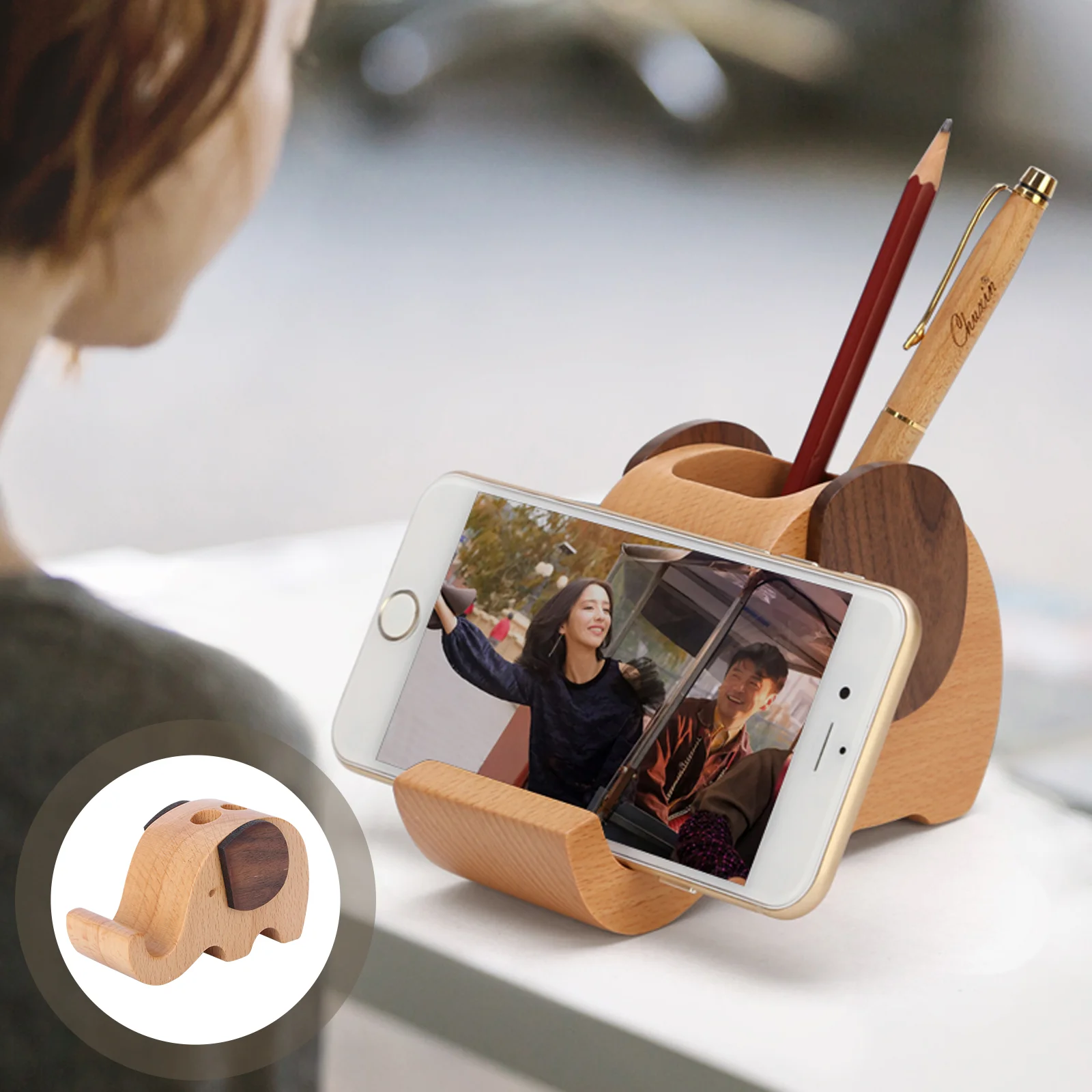 

1pcs Elephant Pen Holder Wooden Phone Holder Desk Organizer Phone Stand Creative Gift