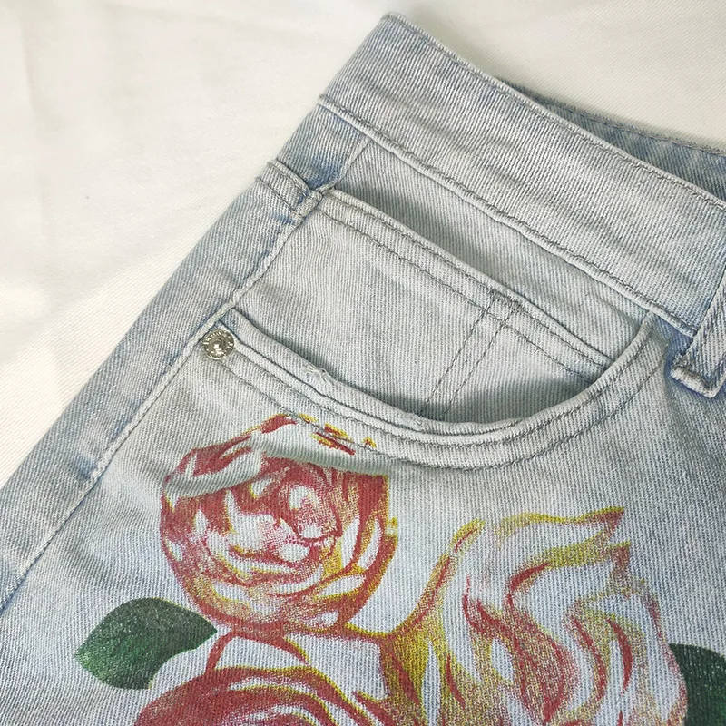 Джинсовые шорты с завышенной талией рваные джинсовые цветочным принтом