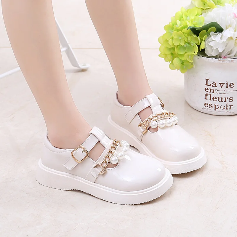 

Универсальные туфли для девочек, новинка 2023, мягкие Нескользящие японские простые Школьные Туфли Мэри Джейн в стиле ретро принцессы, модные детские туфли на плоской подошве с жемчугом и бисером