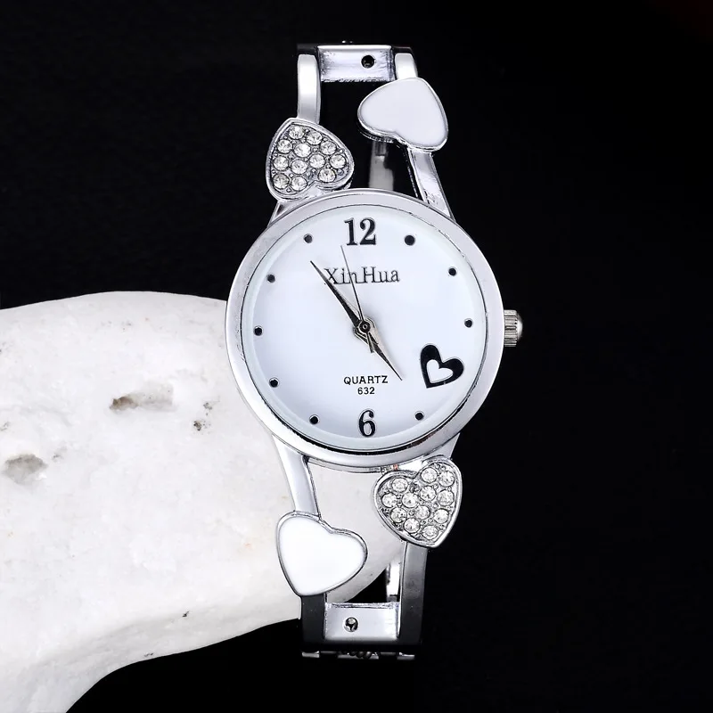 

Элегантный женский браслет из нержавеющей стали, наручные часы с цветком, любовным сердцем, браслет с бриллиантами, часы для женщин, женские часы Relogios