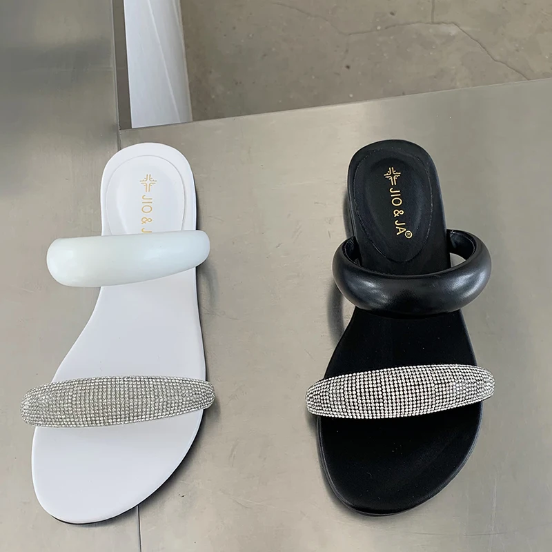 

New Ladies Slides Rubber Slippers Women Flip Flops Summer 2022 Casual Outside Fashion Rhinestones Female Shoes White Flats