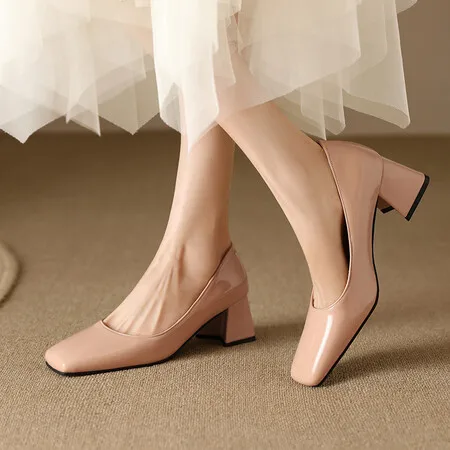 

Oversize Large size Big size High-heeled shoes Square toe thick heel shoes simple fashion commute retro style light