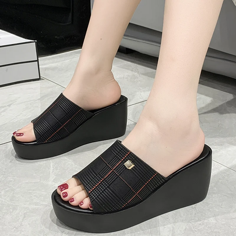 

Женские шлепанцы на танкетке, летние дизайнерские сандалии на платформе с круглым носком, 2022