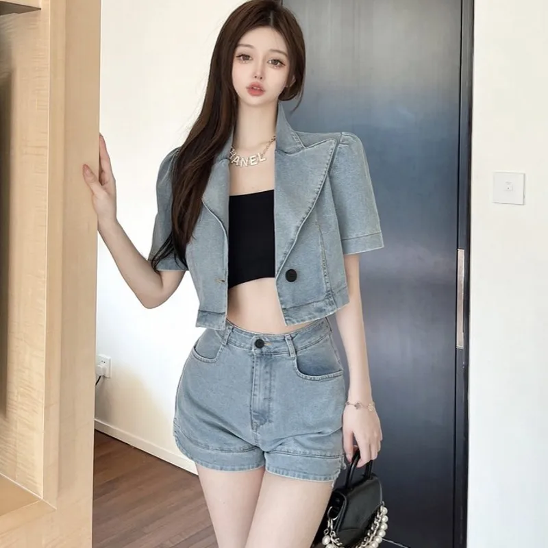 

2022 Summer Retro 2 Piece Denim Fashion Short Tops + High Waist Shorts Suit