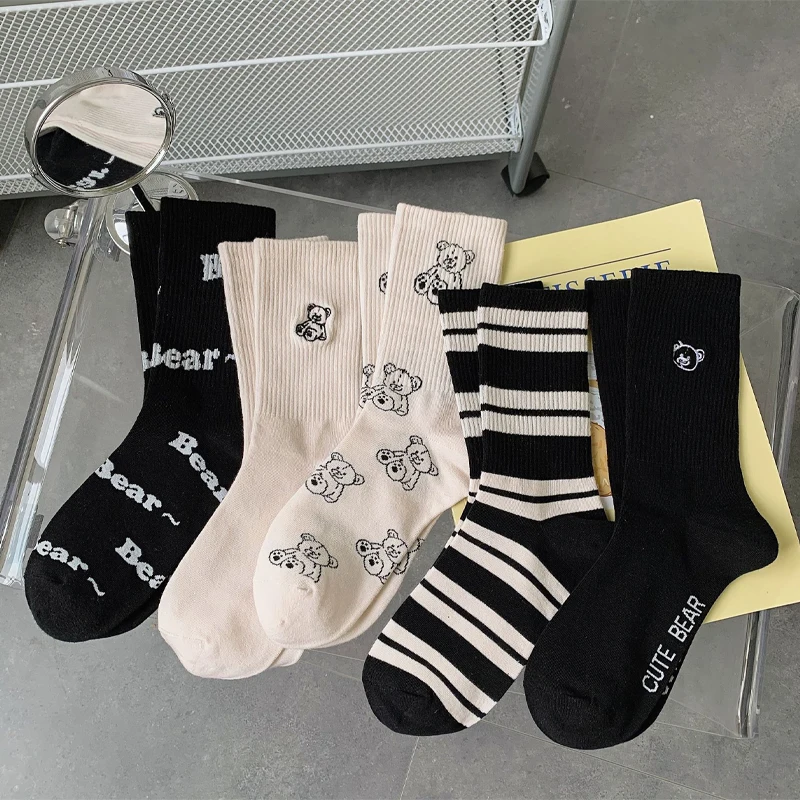 3 Pairs/Box Simple Cartoon Bear Stockings Cotton Harajuku Funny Pack Soft White Black Fashion Long Gifts for Girls Women Socks