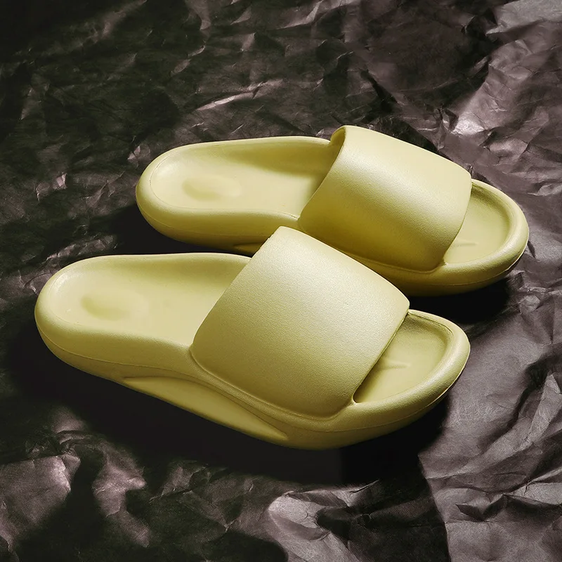 Рисунок 5 - Кокосовые шлепанцы M265 Putian yeezy