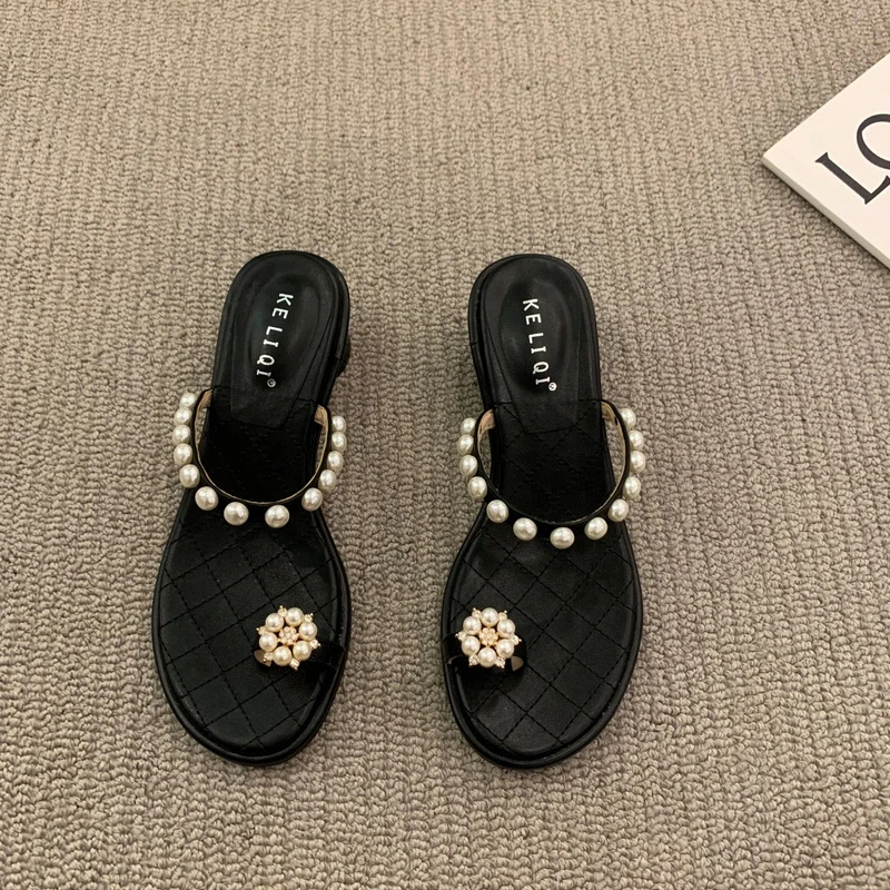 

2022 Summer New Flat-bottomed Low-heeled Flat-heeled Flip-flops Women's Sandals All-match Women's Slippers Beaded Beach Shoes