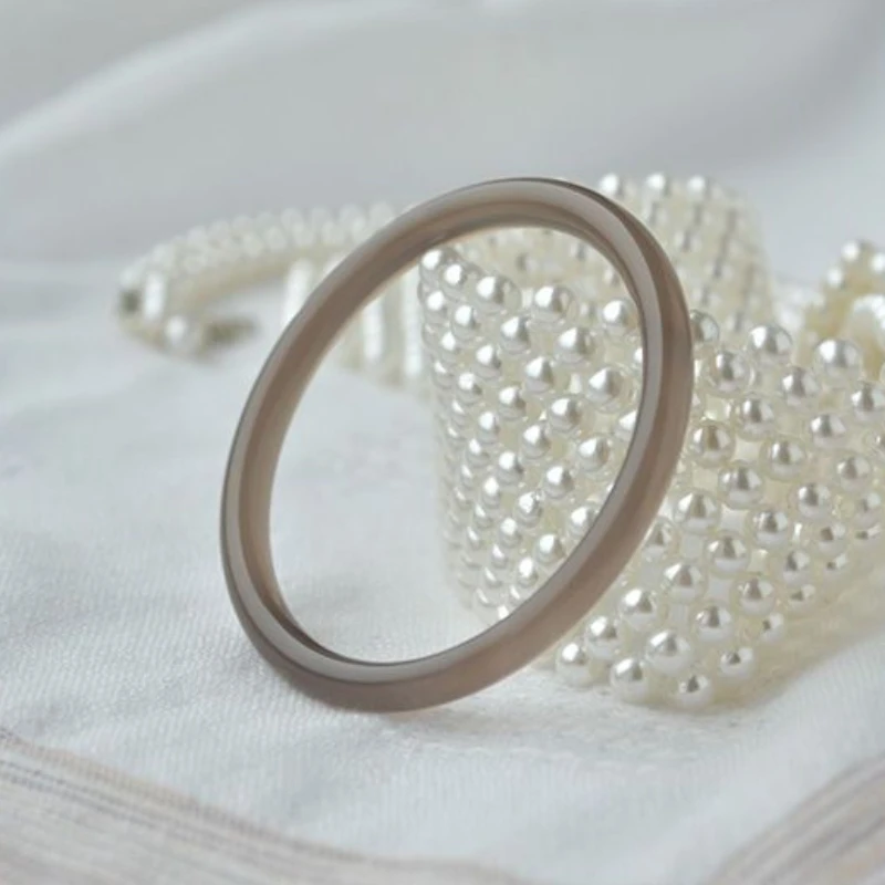 Ледяной серый браслет в стиле ретро для девушек маленький круглый дымчато-серый