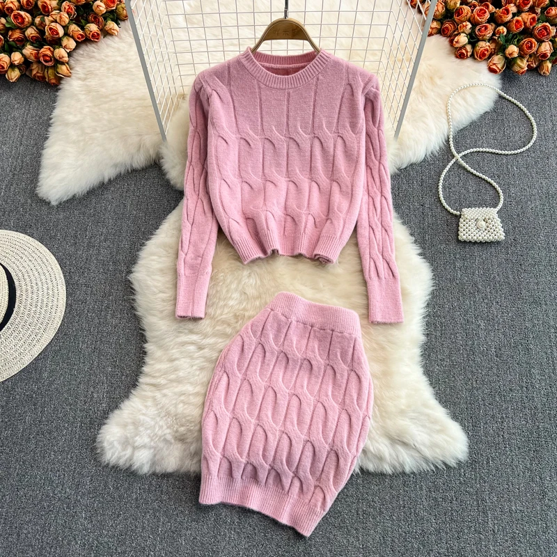 

Knit Fashion Suit Women Round Collar Slim Body and Thick Long Sleeve Twist Sweater + High Fanny Pack Hip Skirt Two Pieces