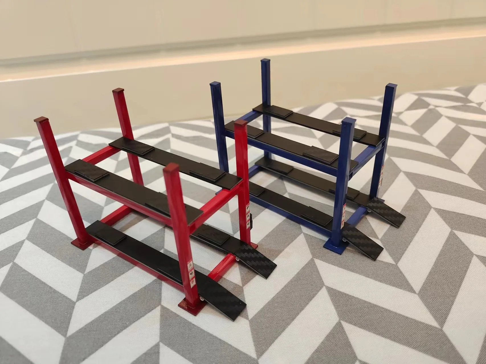 

Handmade 1/64 Model Car Diorama Lift Double Single Deck Stairs Garage Repair Station Stand Shelf Scene