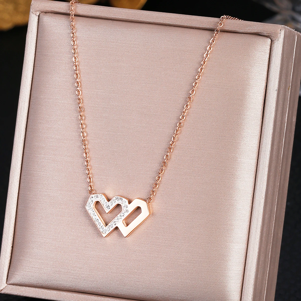 

Women's stainless steel jewelry Double Heart Rose Gold Pendant Necklace For Women Part Gift collares para mujer