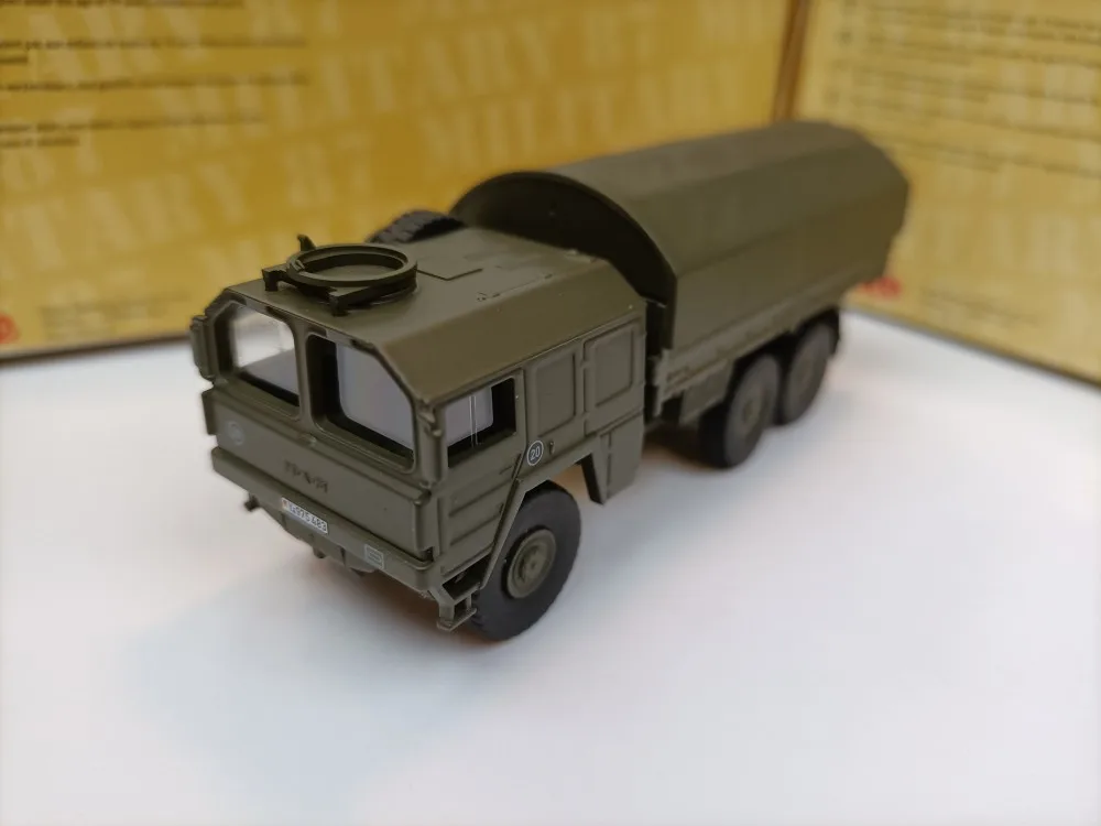 

Модель грузовика транспортера Schuco 1 87 MAN, Модель BW для защиты Львов
