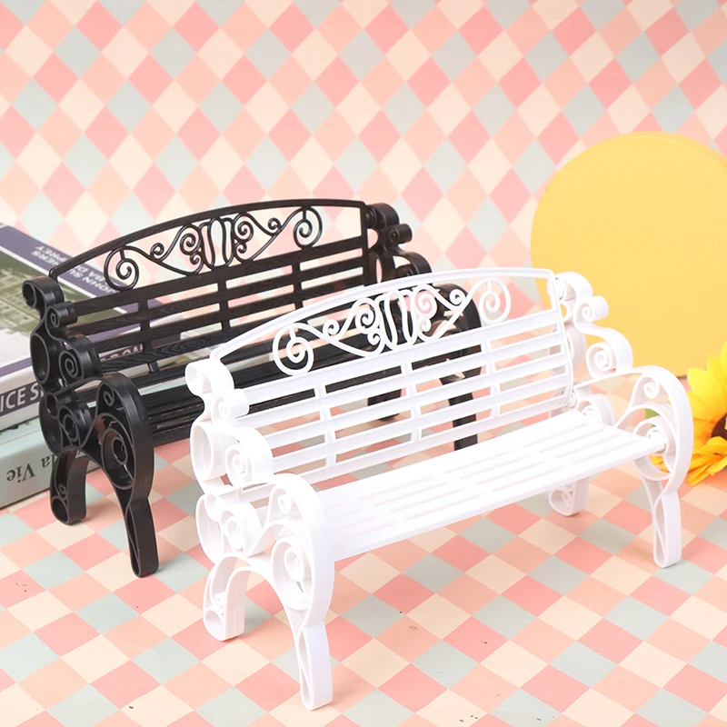 

1/6 Dollhouse Miniature Plastic Carved Park Bench Garden Chair Model Furniture Kid Pretend Play Toy Doll House Decor Toy