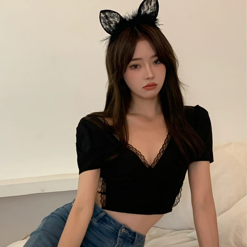 

Solid Black Female Deep V Neck Sexy Short T-shirt 2022 Summer Y2k Girl Lace Patch Slit Backless T-shirts Korean Mujer Crop Top