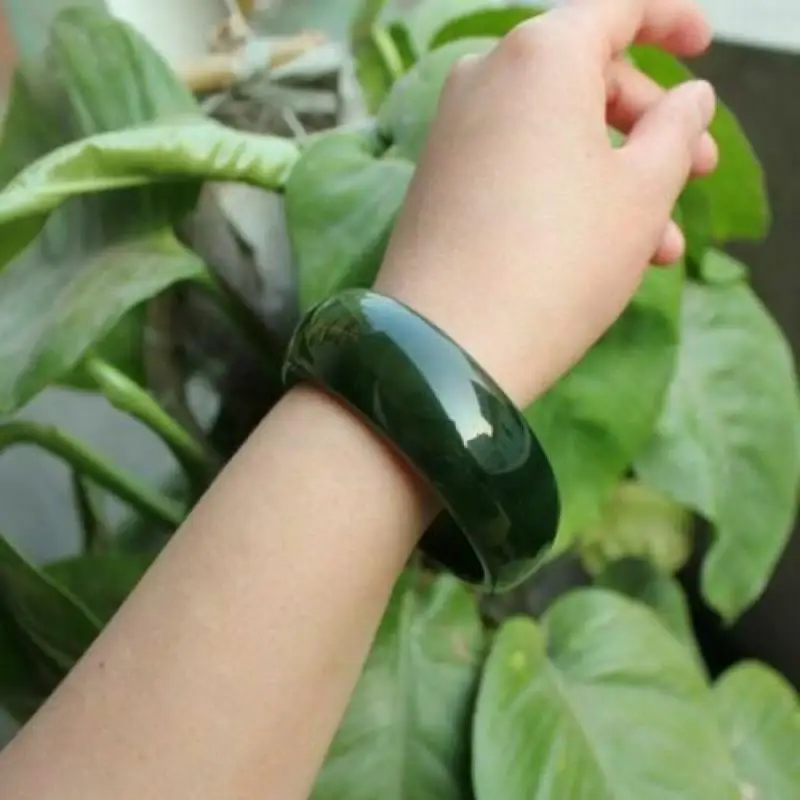 

Grass Green Natural A Grade Agate Bangle Wide Bracelet 54~66Mm