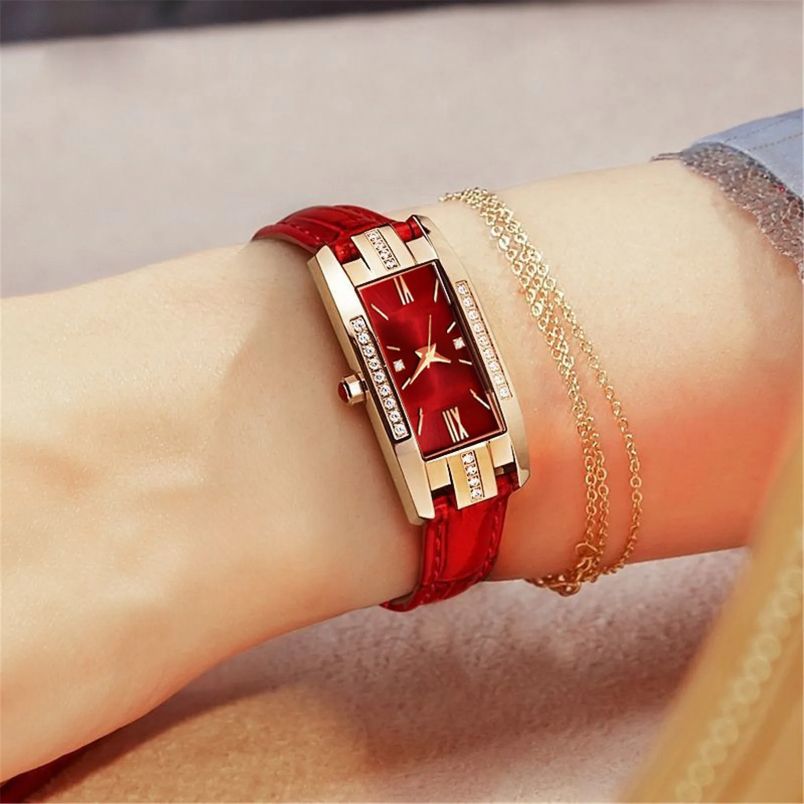 High Quality Classic Retro Women's Belt Quartz Square Green Quartz Watch Student Women's Wear Clock Luxury Style