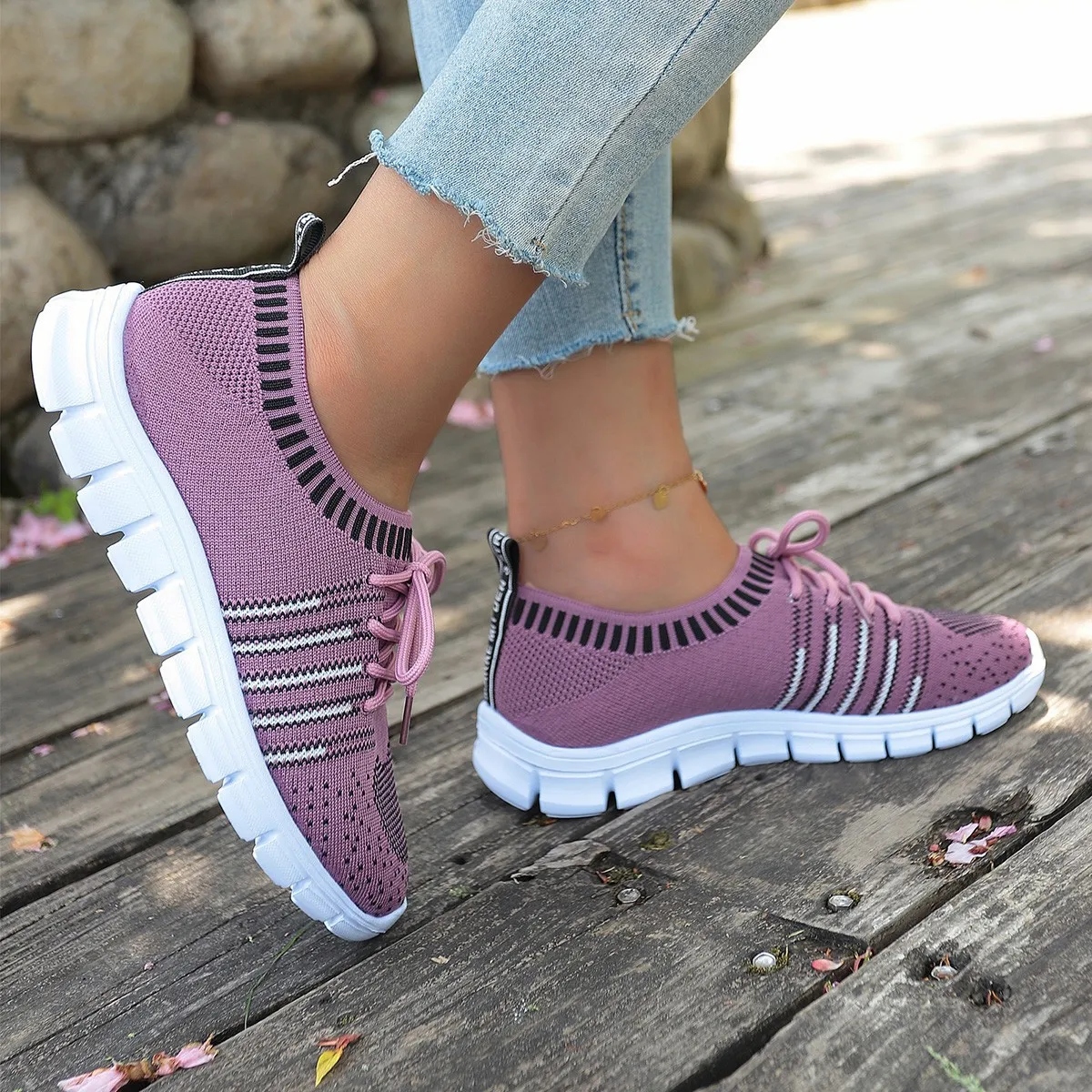 

2023 Women's Fashion Lace-up Mesh Flats Casual Non-slip Outdoor Sports Shoes Autumn New Versatile Breathable Walking Shoes