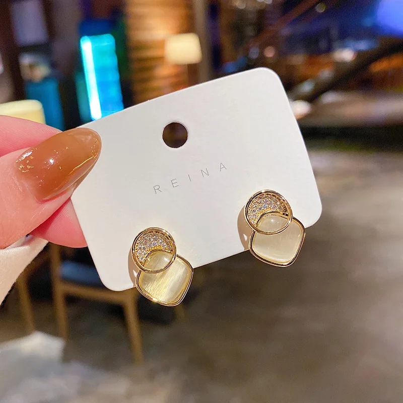 

2021 Korean S925 Silvers Simple Diamonds Drop Earrings Female New Ins Diamonds Earrings Classic Jewellery for Women Fashion