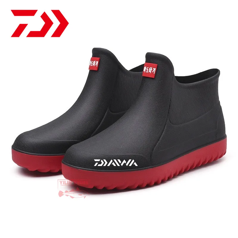 

Daiwa for Men's Fishing Shoes Outdoor Waterproof Breathable Rubber Fishing Boots Plus Cotton Detachable Four Seasons Rain Boots