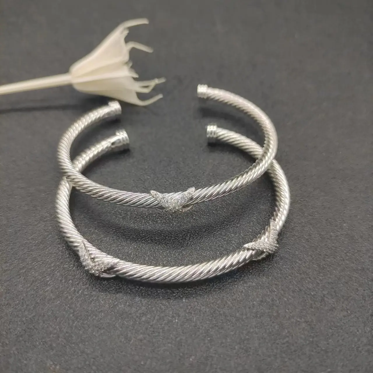 

HSC David Yurma X Bangle Bracelet For Women High Quality Station Cable Cross Collection Vintage Ethnic Loop HoopPunk JewelryBand