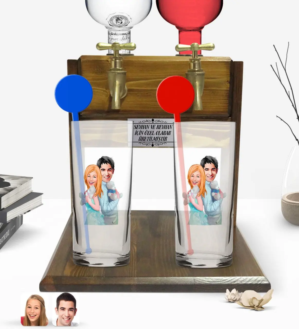 

Personalized Colorful Printed Valentine Caricature Of Dual Vodka cup And Double Tap Natural Wood Vodka Standı-87