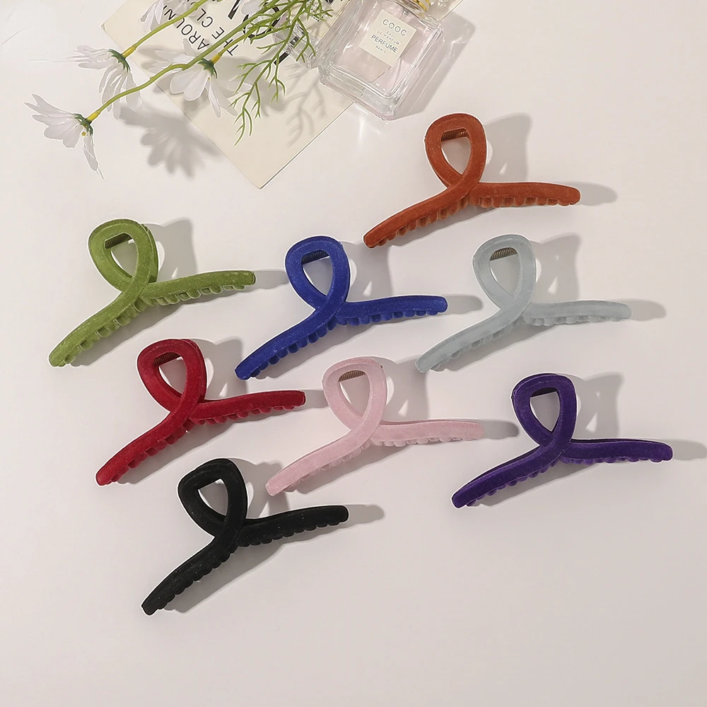 

Flocking Hair Grabber Shark Clip Headgear Cross Hair Clip Large Barrette Crab Hair Claws Bath Ponytail Clip for Women Claw Clip