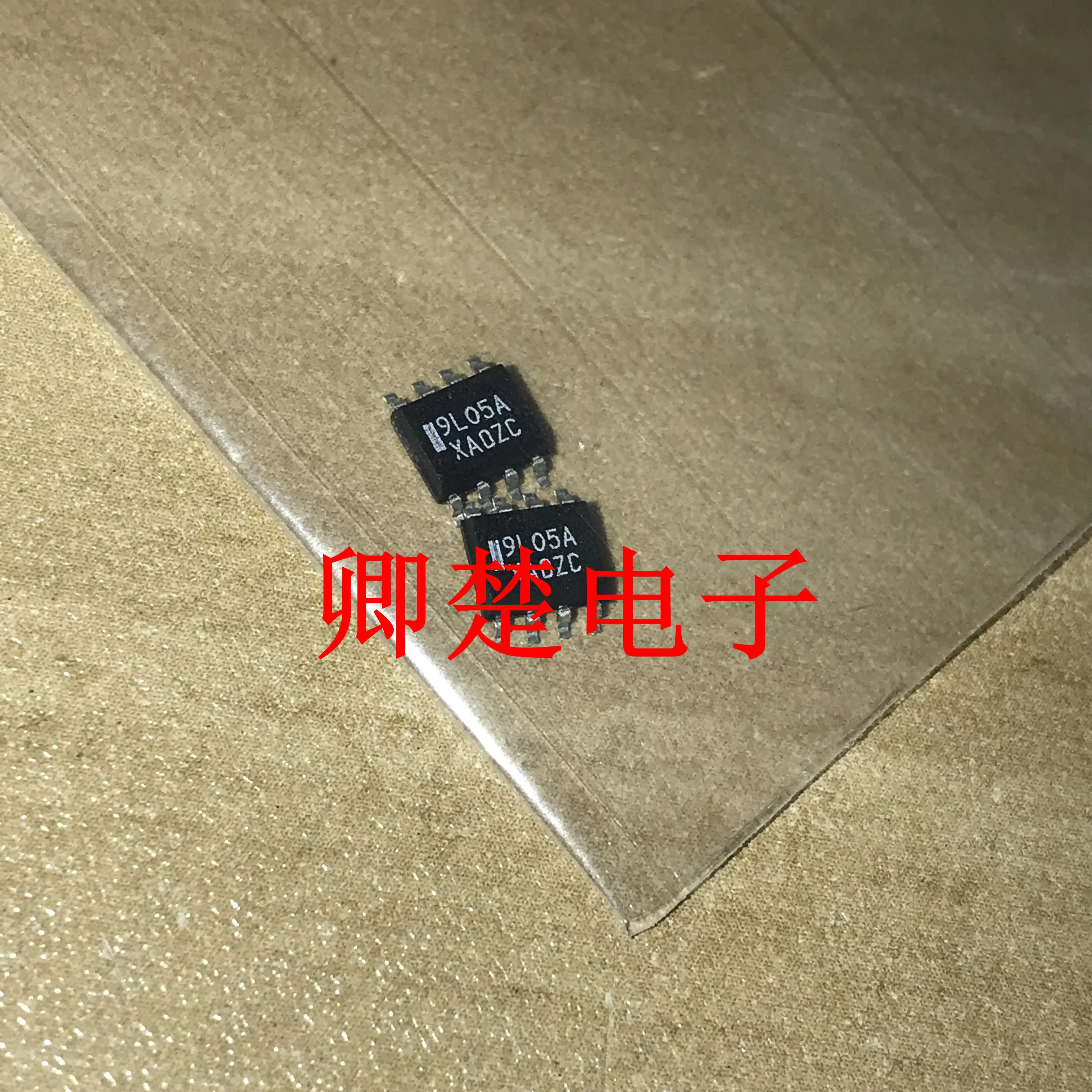 

30pcs original new MC79L05ACDR2G SOP 5V 100mA linear regulator