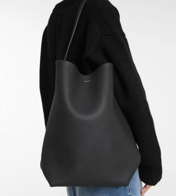 2023 New Explosive Large-capacity Bucket Bag Premium Sense Niche Casual Commuter Portable One-shoulder Tote Bag Women's Bag