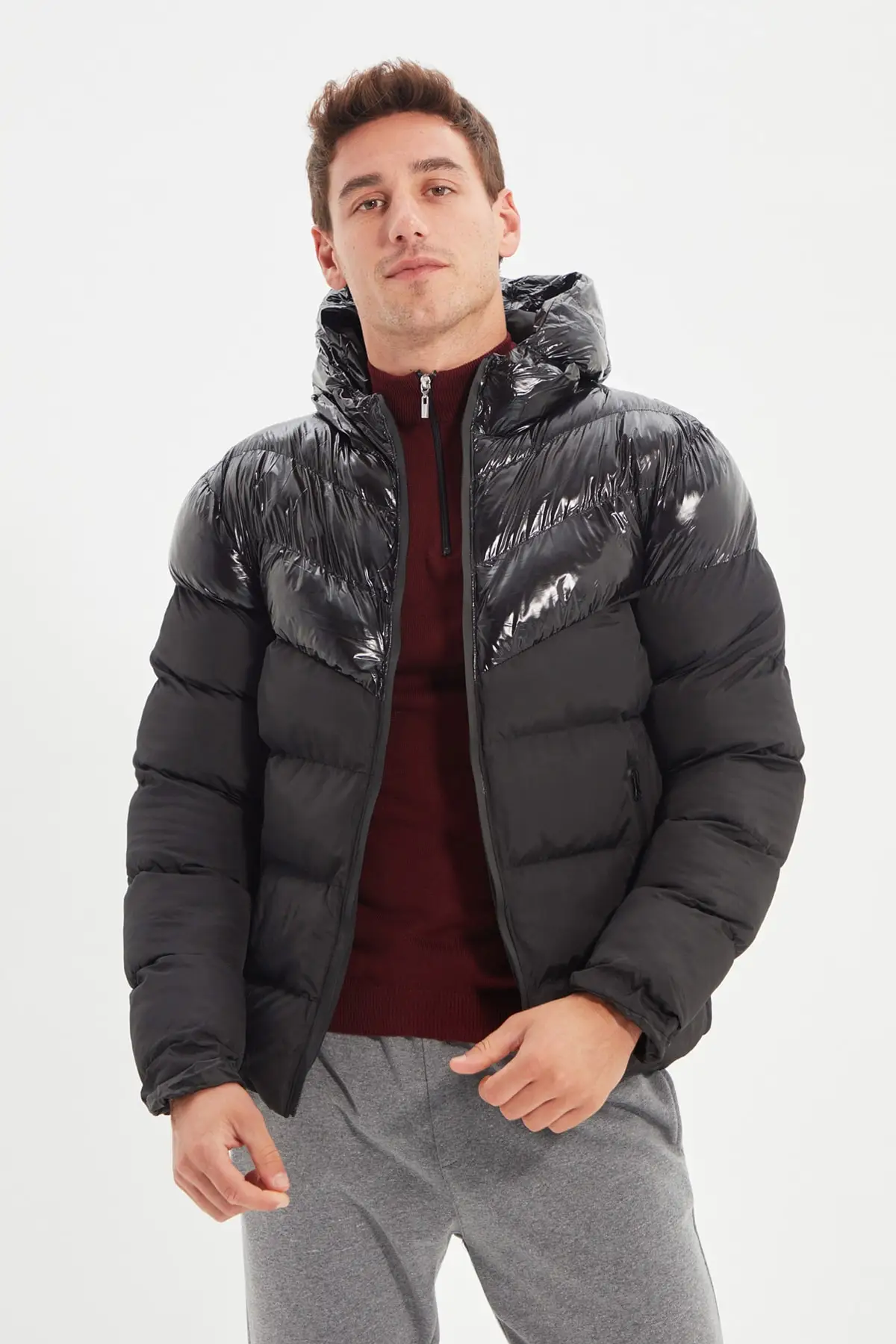 

Trendyol Men Puffer Hooded Zipper Color Block Coat TMNAW22MO0133