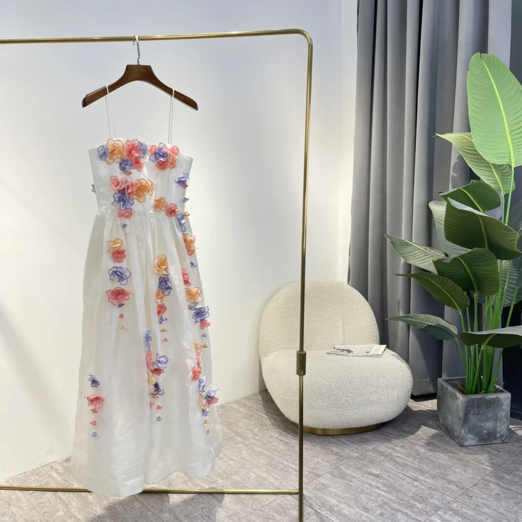 

2022 Summer High Quality Colorful Hand Made Embroidery Flowers Appliqued Sleeveless White Sundress