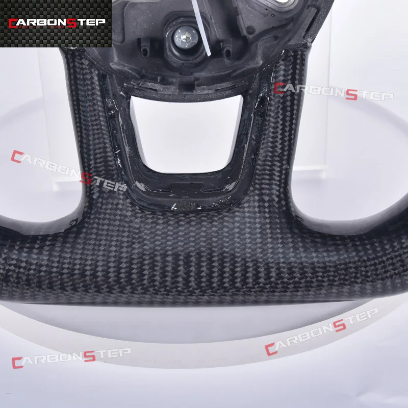 Фото Светодиодный руль из карбона для Audi R8 C7 A5 B8 RS3 S3 A7 A4 B9 RS6 RS7 S4 A3 A6 №3